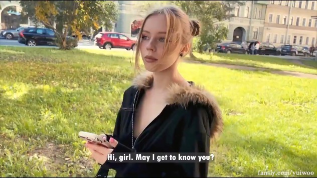 Pornhub 欧美白虎反差嫩妹【Yuiwoo】为了钱和大屌背叛了男友骚逼绿帽挑逗性交