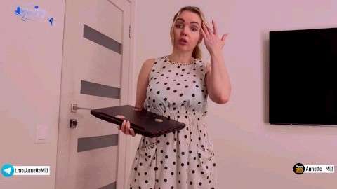 烧了他继母的Nuds纹身射精性交